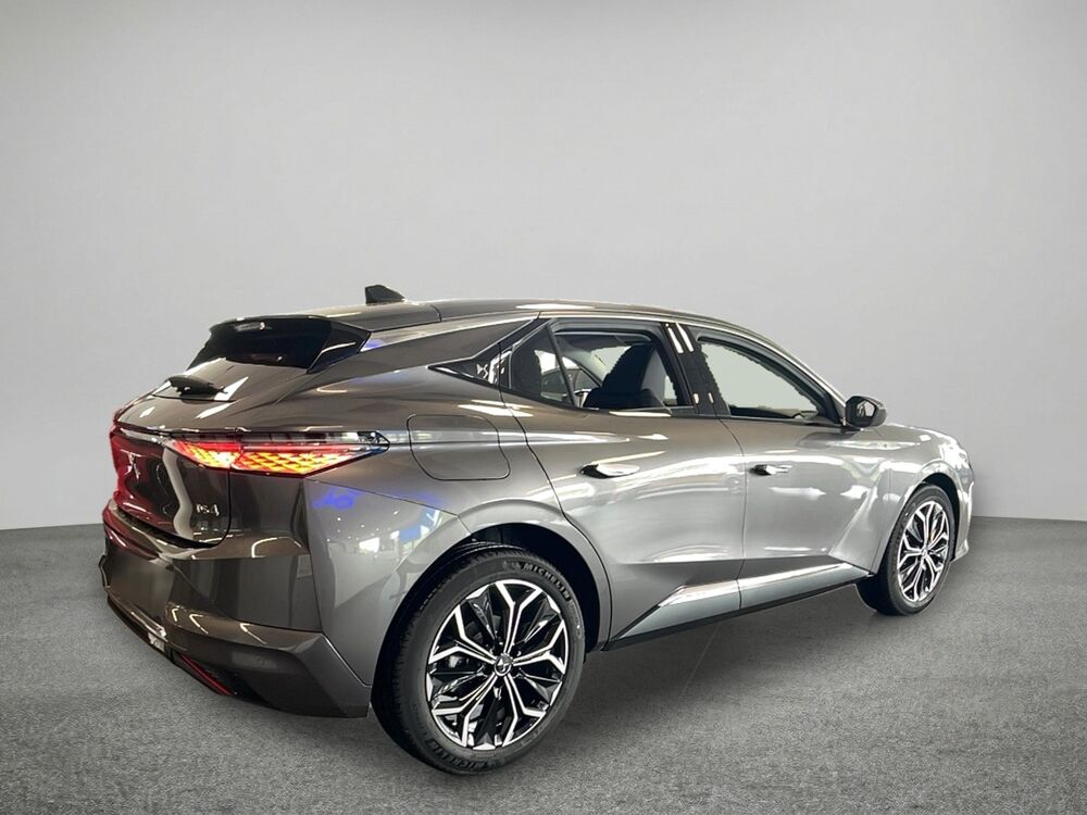 DS3 BLUEHDI 130 EAT8 ETOILE ALCANTARA 16km 2024 occasion 38090 Villefontaine