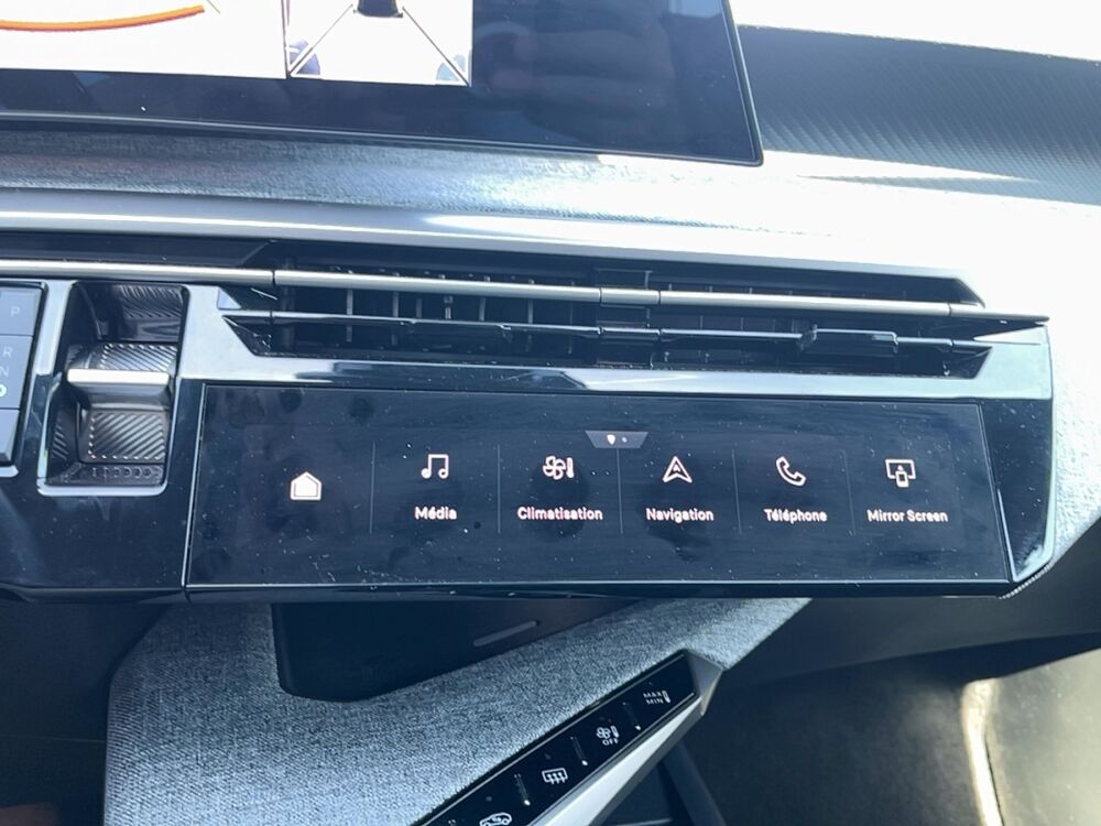 5008 1.2 HYBRID 145 E-DCS6 ALLURE / Vision 360&deg; 2025 occasion 38090 Villefontaine