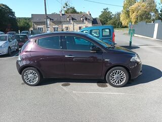 Ypsilon 0,9 TwinAir 85 ch Stop&Start Gold DFS 2011 occasion 35210 Ch&acirc;tillon-en-Vendelais