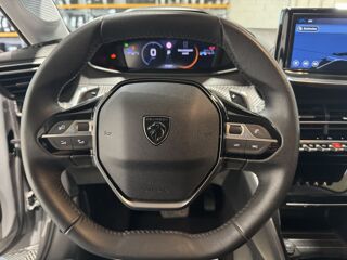 208 Hybrid 110 e-DCS6 Allure 2025 occasion 30220 Aigues-Mortes