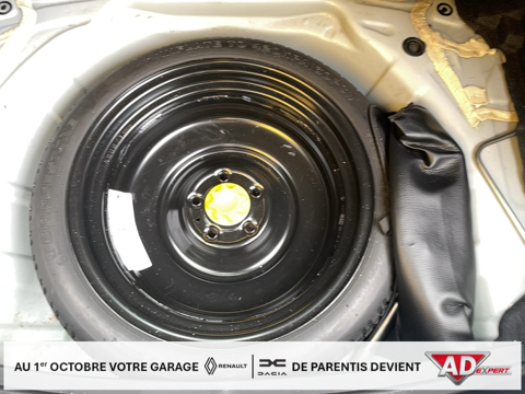 Auris 1.2T Dynamic (new2015) 5 portes (mai 2015) (co2 112) 2015 occasion 40160 Parentis-en-Born