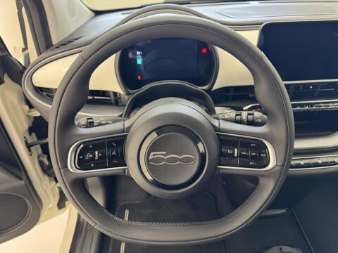 500 24kWh 2023 occasion 76360 Barentin