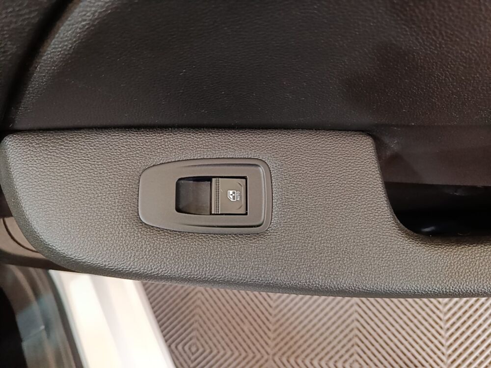 Clio Business E-Tech hybride 140 -21N 2022 occasion 91580 &Eacute;tr&eacute;chy