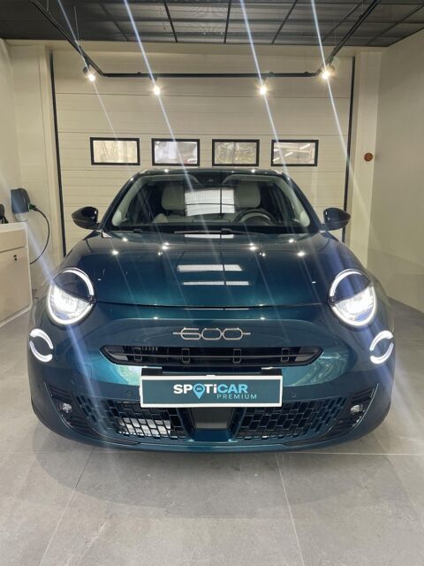 Fiat 600 T-Gen 3 1.2 Hybrid 110 DCT6 La Prima 2025 occasion 76360 Barentin