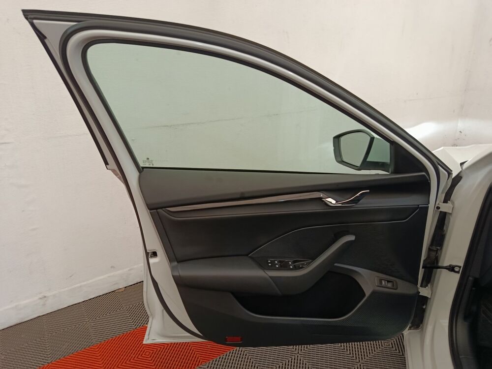 Octavia 2.0 TDI 150 DSG7 Ambition 2023 occasion 91580 &Eacute;tr&eacute;chy
