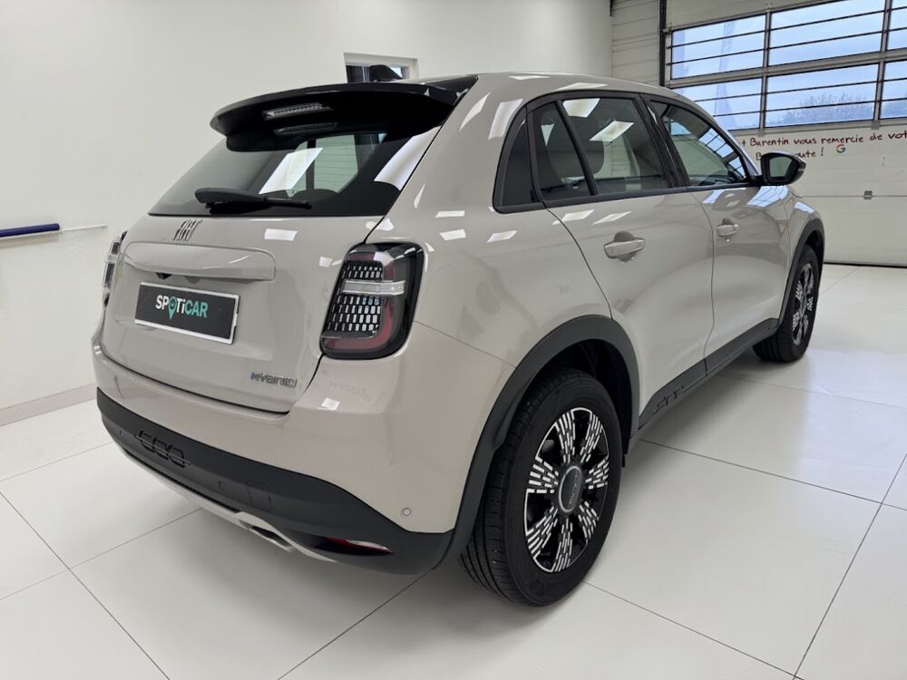 Fiat 600 1.2 Hybrid 136 DCT6 Pack Confort & Style 2025 occasion 76360 Barentin