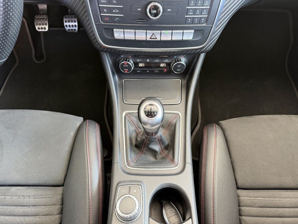 Classe A A 180 d Fascination AMG 2017 occasion 53210 Soulg&eacute;-sur-Ouette
