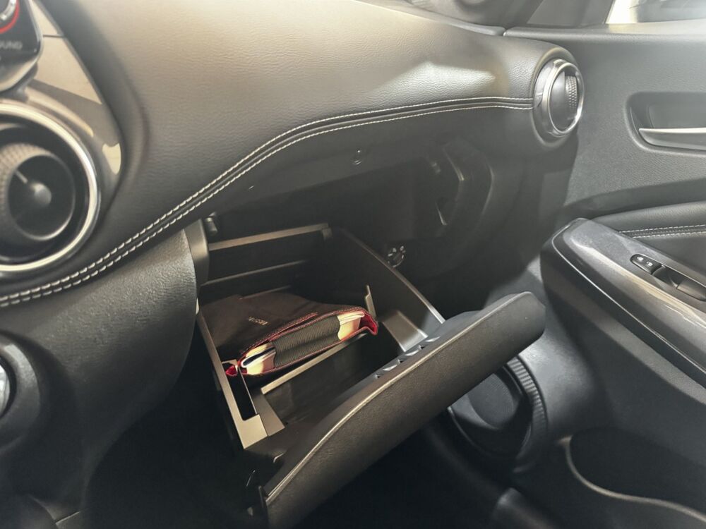 Juke Hybrid 143 Business+ 2022 occasion 91580 &Eacute;tr&eacute;chy