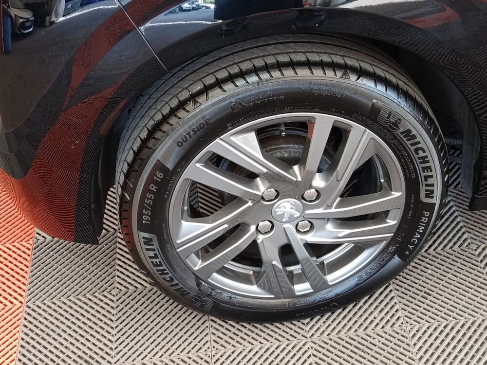 208 PureTech 100 S&S Style 2022 occasion 91580 &Eacute;tr&eacute;chy