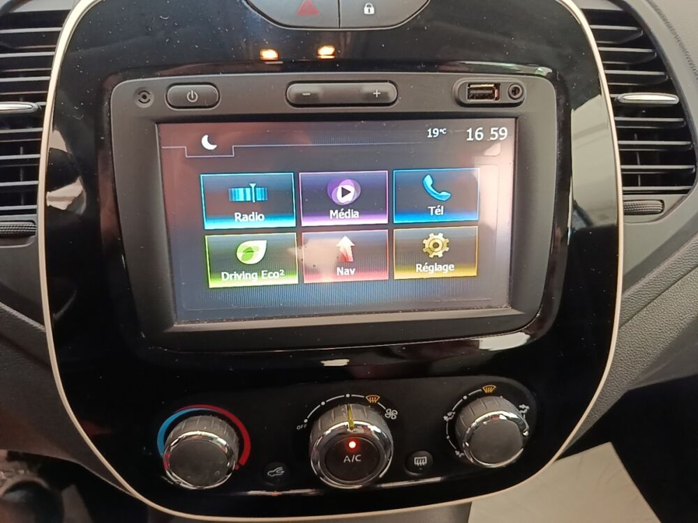 Captur Zen TCe 90 - 18 2018 occasion 91580 &Eacute;tr&eacute;chy