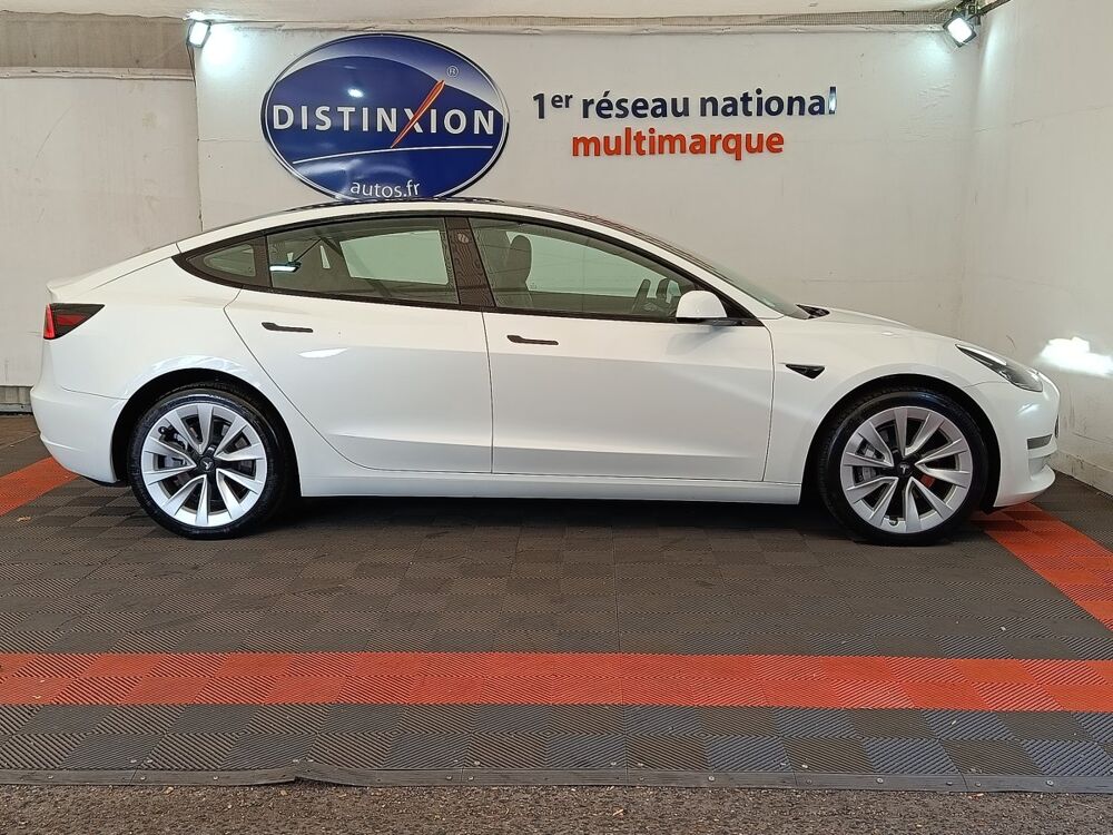 Model 3 Grande Autonomie Dual-Motor AWD 2024 occasion 91580 &Eacute;tr&eacute;chy