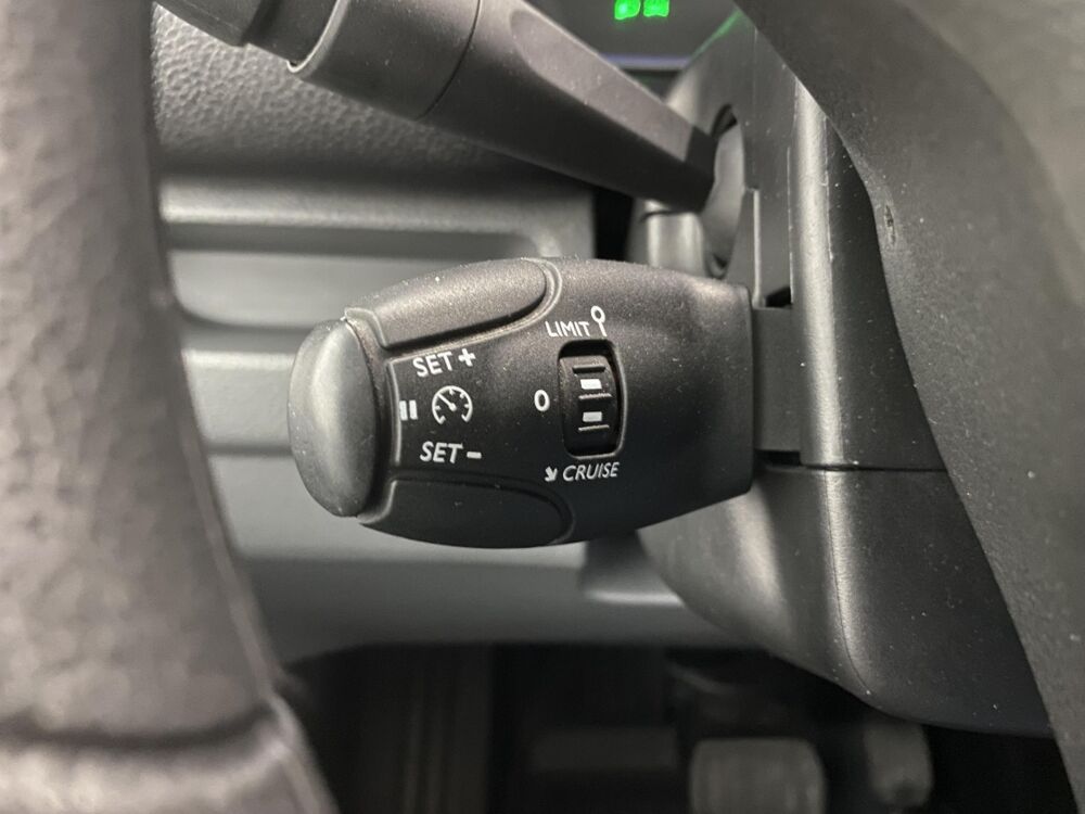 Jumpy Taille M 136ch 75kWh Club 2021 occasion 38550 Saint-Maurice-l'Exil