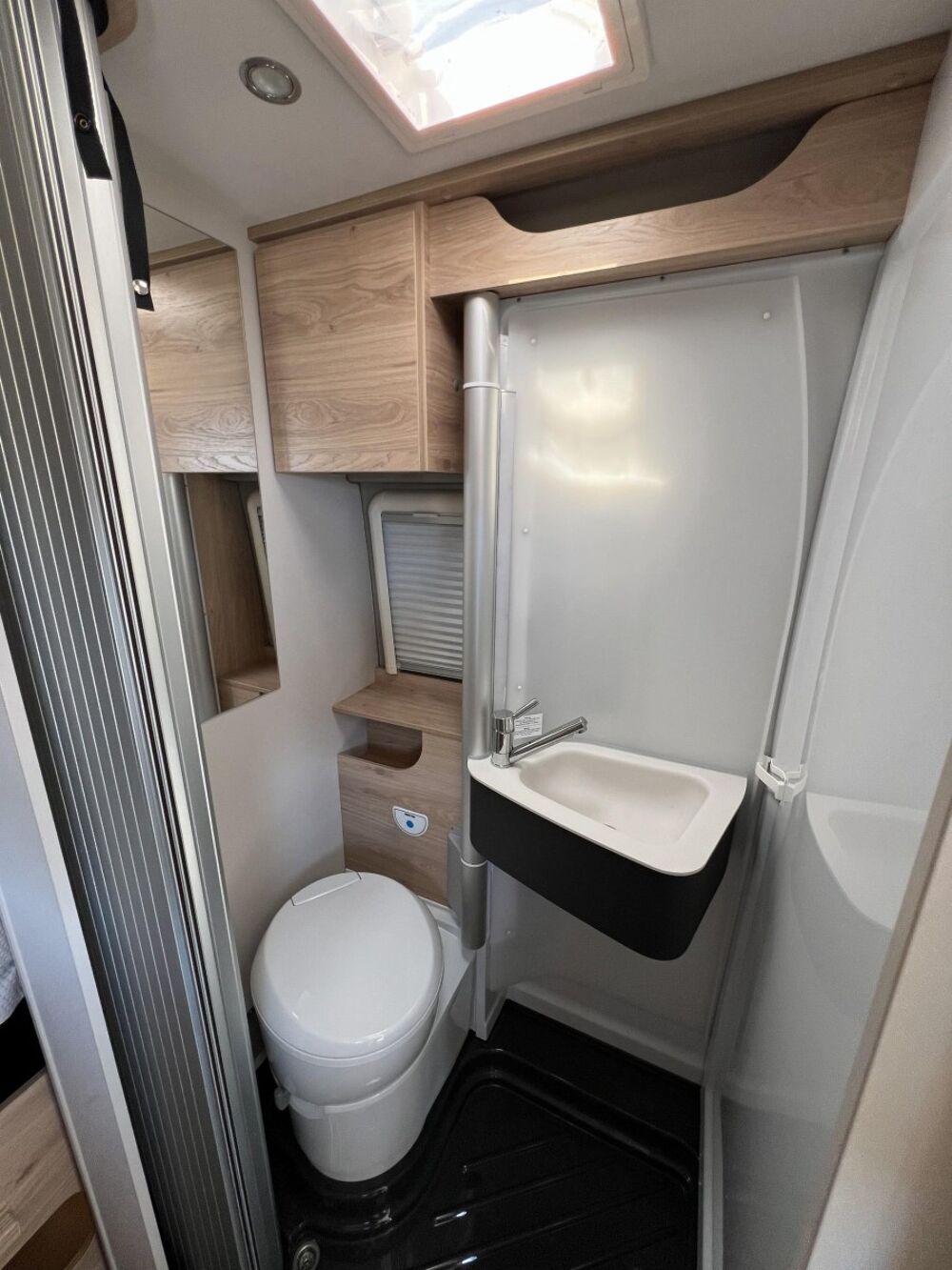 Jumpy DETHLEFFS GLOBETRAIL 600 DS 2025 occasion 42640 Saint-Germain-Lespinasse