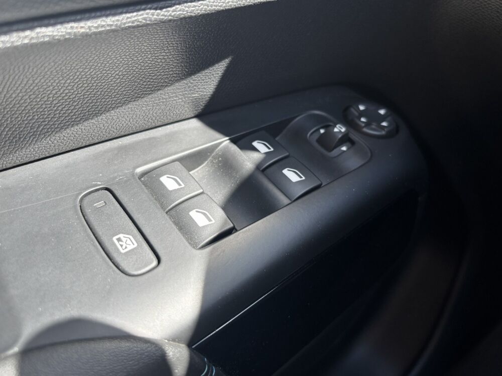 C5 aircross Hybride 145ch auto MAX 2025 occasion 86440 Mign&eacute;-Auxances