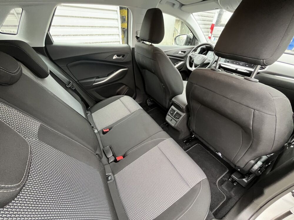 Grandland 1.5 Diesel 130 ch Auto DESIGN & TECH 2023 occasion 44150 Saint-G&eacute;r&eacute;on