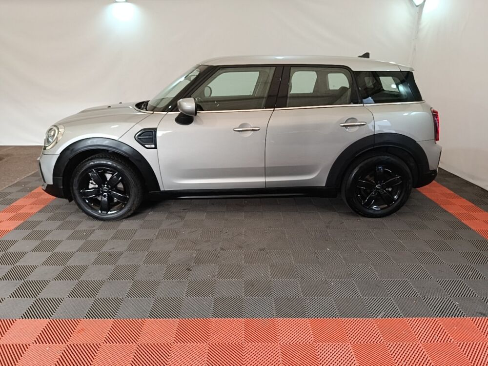 Countryman Cooper Essential 136 ch BVA7 2023 occasion 91580 &Eacute;tr&eacute;chy