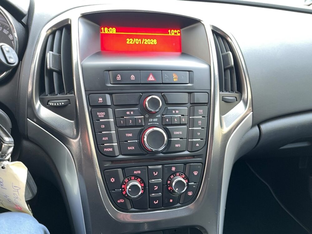 Astra 1.7 CDTI 125 ch FAP Connect Pack 2012 occasion 61170 Montchevrel