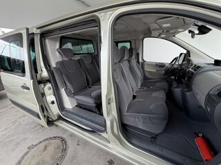 Jumpy 2.0 Multijet 120ch LH1 Panorama  6 PLACES  2011 occasion 53210 Soulg&eacute;-sur-Ouette