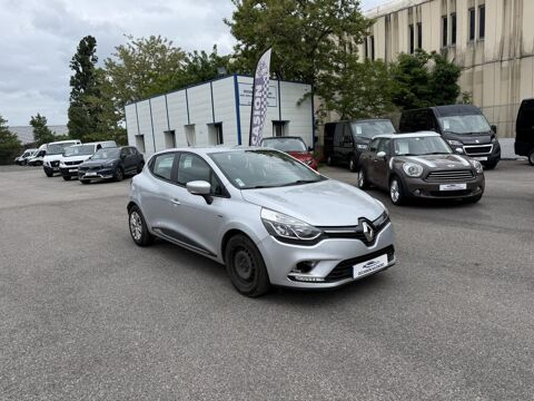 Renault Clio IV Life 1.2 16V 75 2017 occasion Vaulx-en-Velin 69120