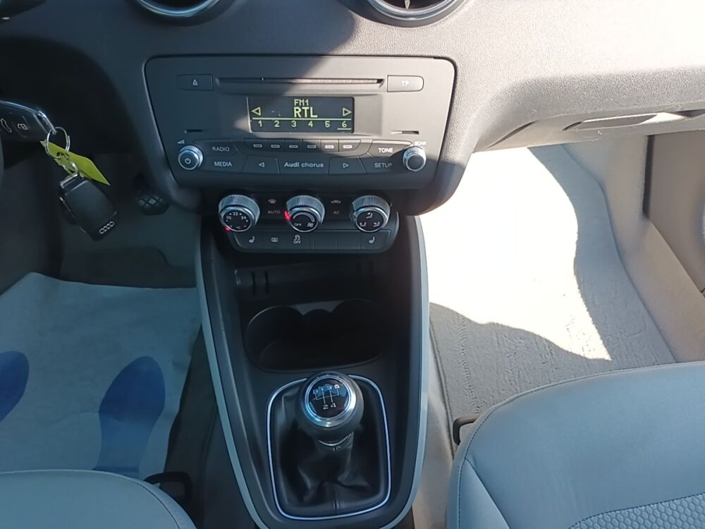 A1 1.6 TDI 90 ATTRACTION 2012 occasion 35210 Ch&acirc;tillon-en-Vendelais