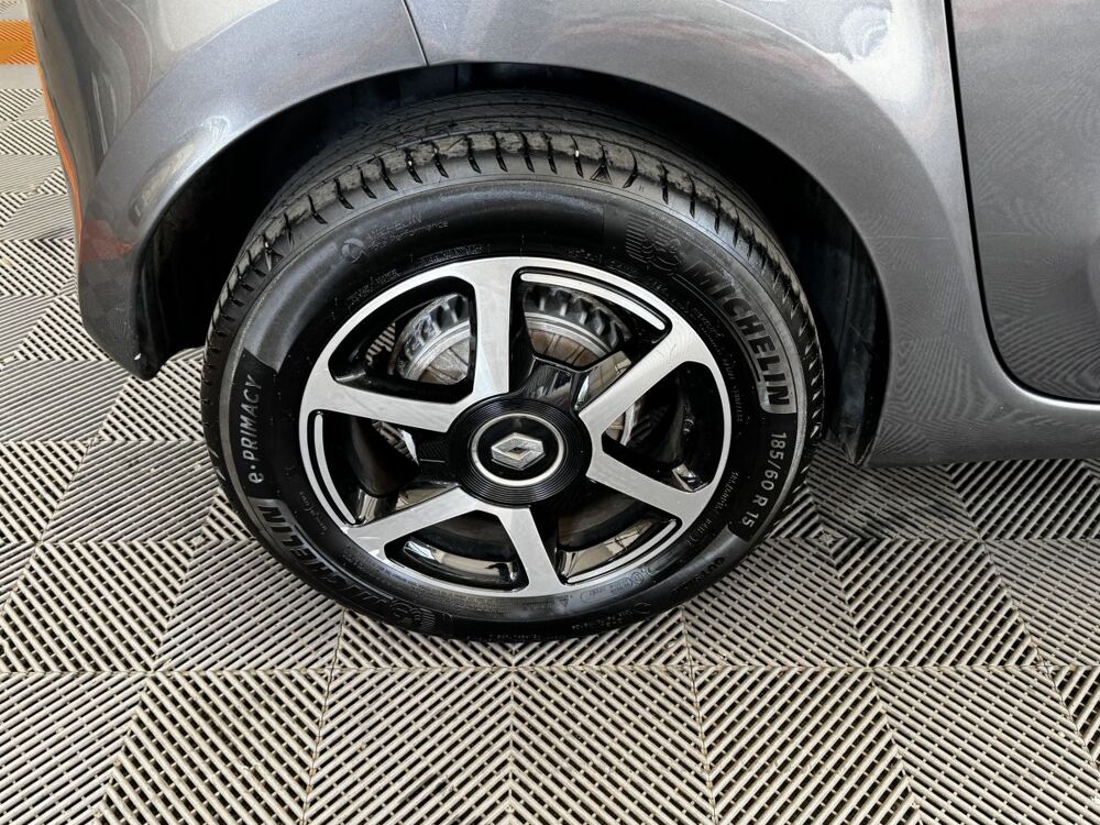 Twingo Intense Energy TCe 90 2016 occasion 91580 &Eacute;tr&eacute;chy