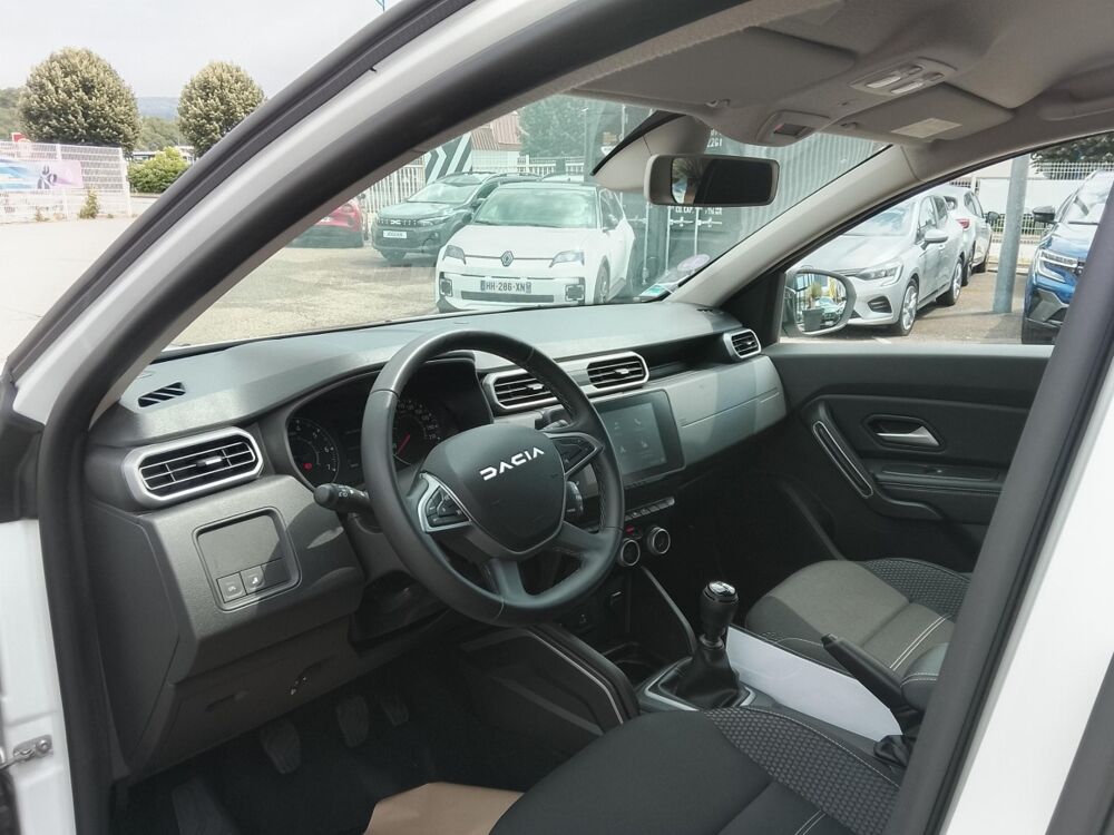 Duster Journey+ ECO-G 100 4x2 + Pack camera 360 2023 occasion 42240 Unieux