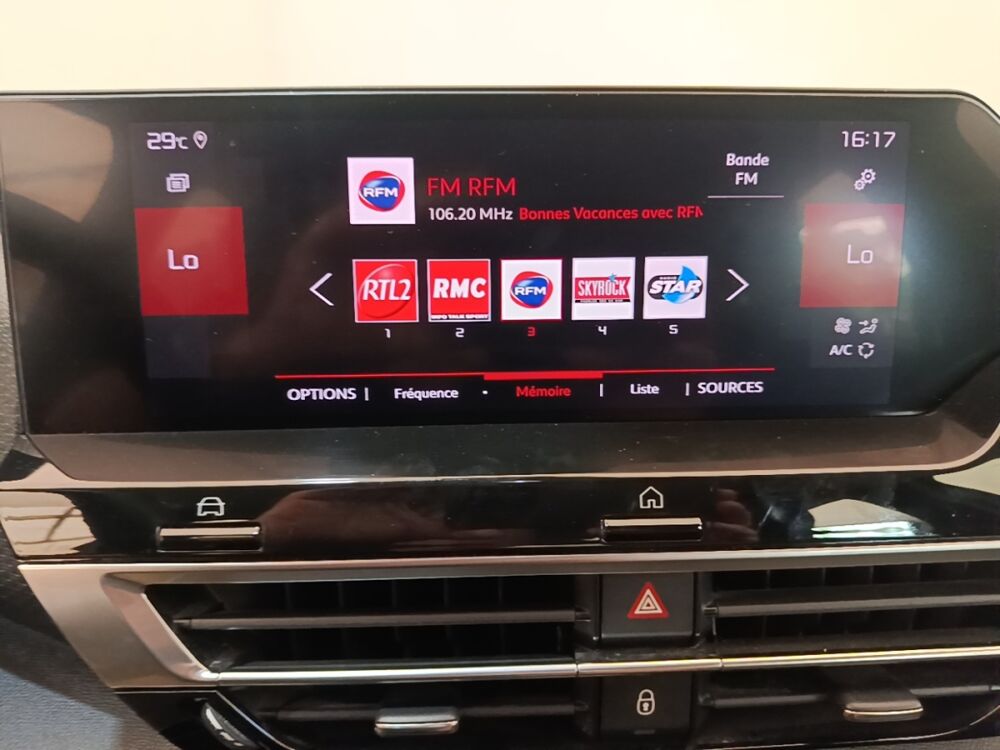 C4 PureTech 130 S&S BVM6 Feel Pack 2021 occasion 91580 &Eacute;tr&eacute;chy