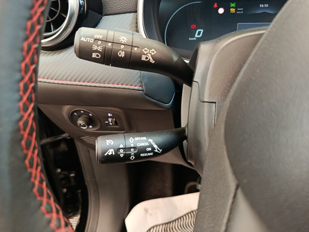 ZS EV Luxury 70kWh 2024 occasion 91580 &Eacute;tr&eacute;chy