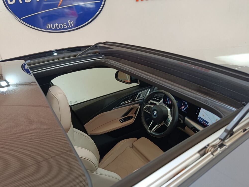 X1 xDrive25e M Sport DKG7 2024 occasion 91580 &Eacute;tr&eacute;chy