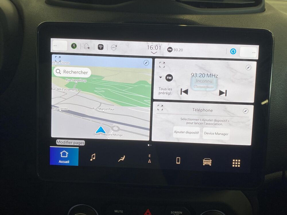 Renegade eHybrid Altitude 1.5 MHEV 130hp Dct Fwd 2024 occasion 38550 Saint-Maurice-l'Exil