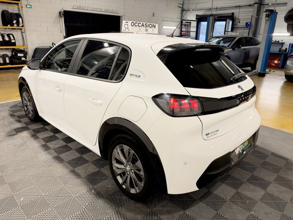 208 Electrique 136ch Style 2023 occasion 30220 Aigues-Mortes