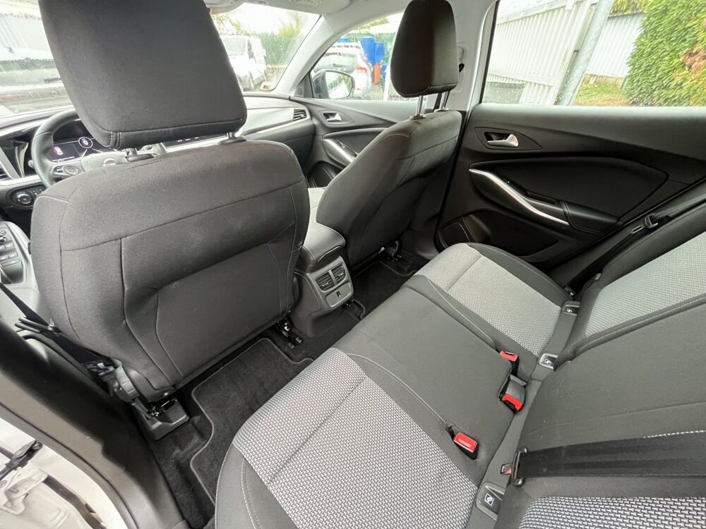 Grandland 1.5 Diesel 130 ch Auto DESIGN & TECH 2023 occasion 44150 Saint-G&eacute;r&eacute;on
