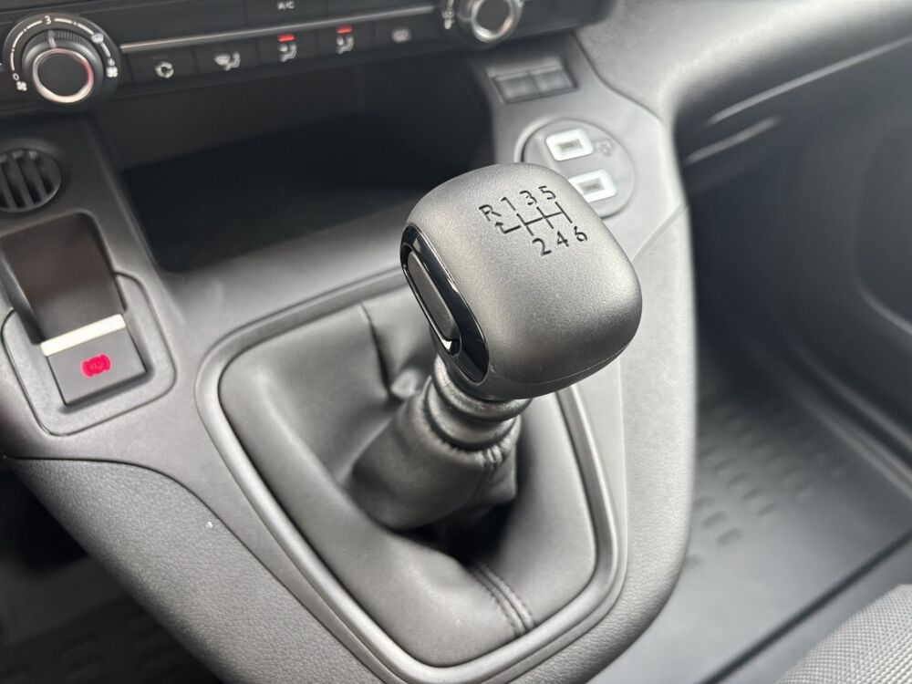 Jumpy M Diesel CU standard 100 ch Manuelle 2026 occasion 69330 Meyzieu