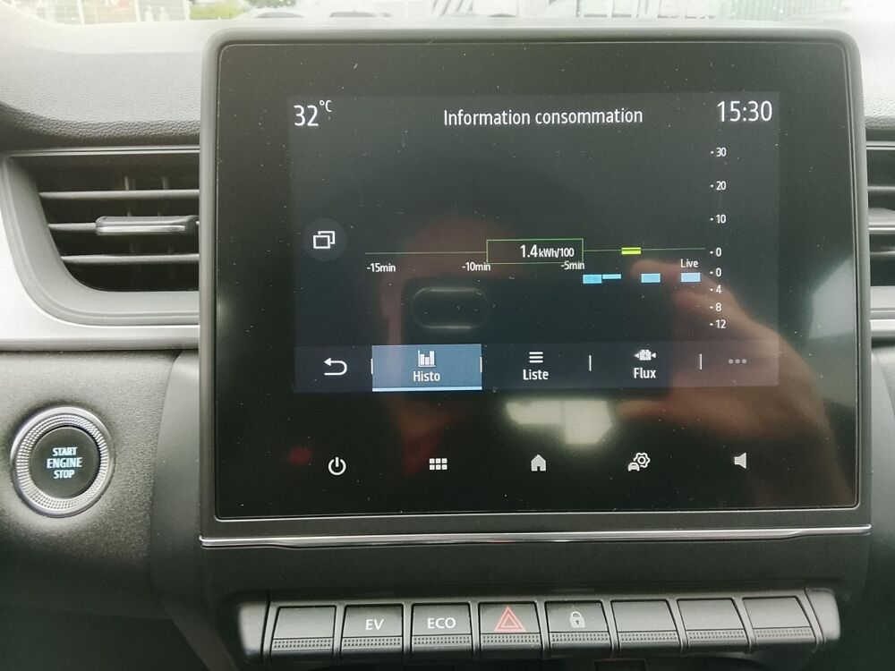 Captur Business E-Tech hybride 145 -21 2022 occasion 42240 Unieux