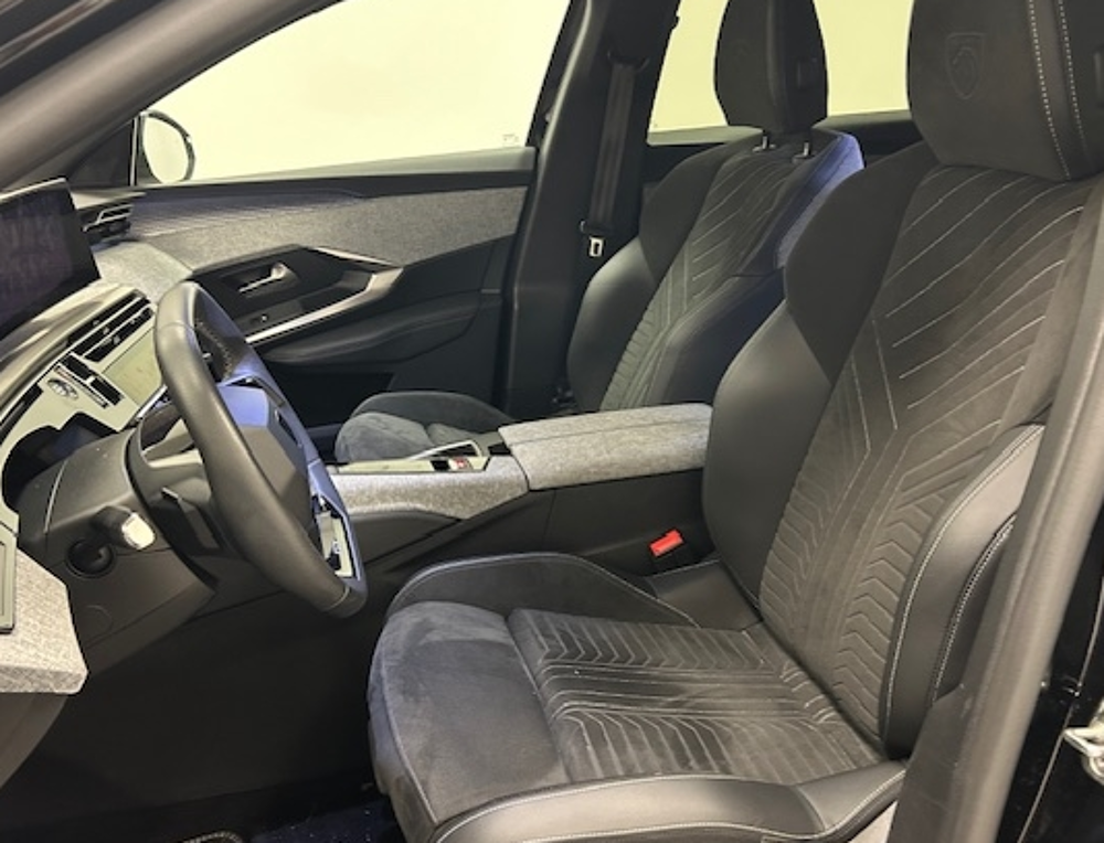 3008 1.2 HYBRID 145 E-DCS6 GT 2025 occasion 63360 Gerzat