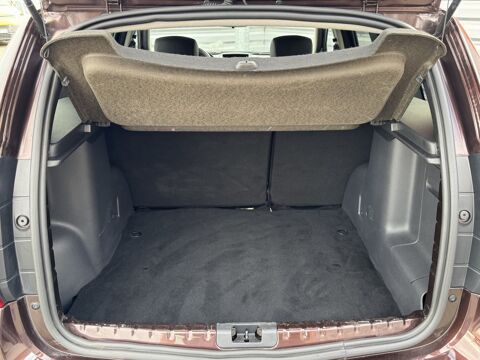 Duster Black Touch 2017 dCi 110 ATTELAGE / DISTRIBUTION OK / PAS AD 2017 occasion 86440 Mign&eacute;-Auxances
