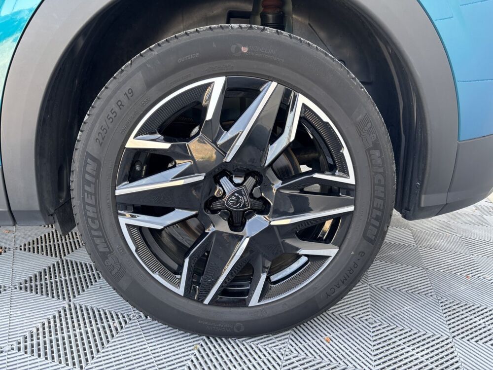 3008 1.2 HYBRID 136 E-DCS6 GT 2024 occasion 69330 Meyzieu