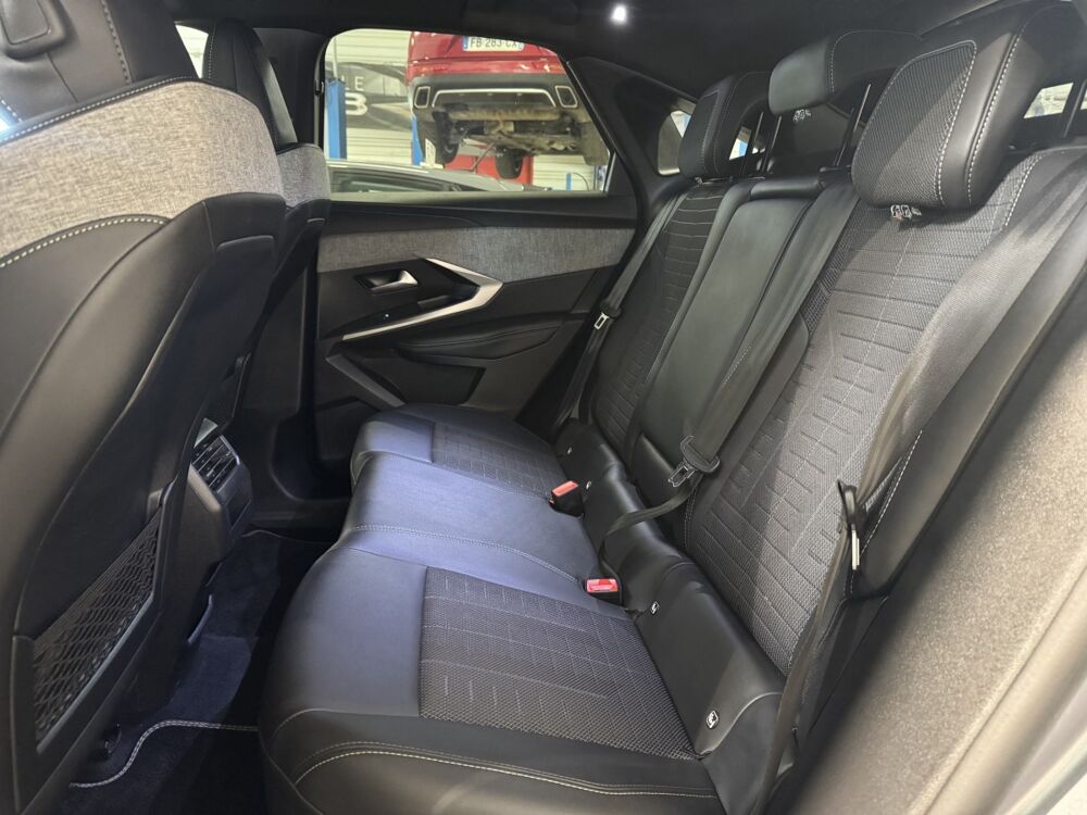 3008 1.2 HYBRID 145 E-DCS6 GT 2025 occasion 30220 Aigues-Mortes