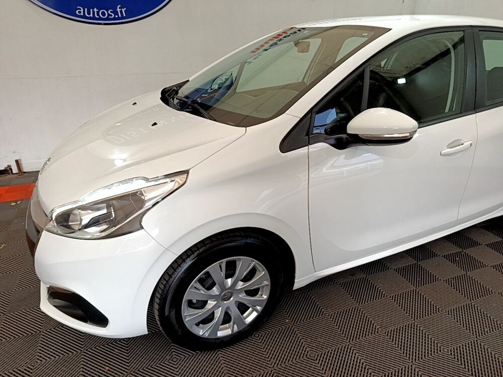 208 Puretech 82 S&S ACTIVE BUSINESS 2018 occasion 91580 &Eacute;tr&eacute;chy