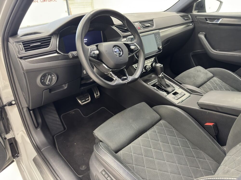 Superb 2.0 TDI SCR 150 DSG7 Sportline 2024 occasion 76360 Barentin