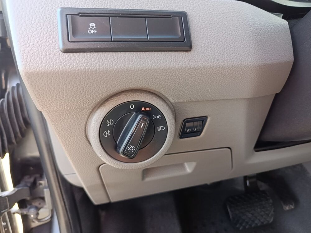 Jumpy 2.0 TDi 150 DSG7 L2H1 Confort 2022 occasion 91580 &Eacute;tr&eacute;chy