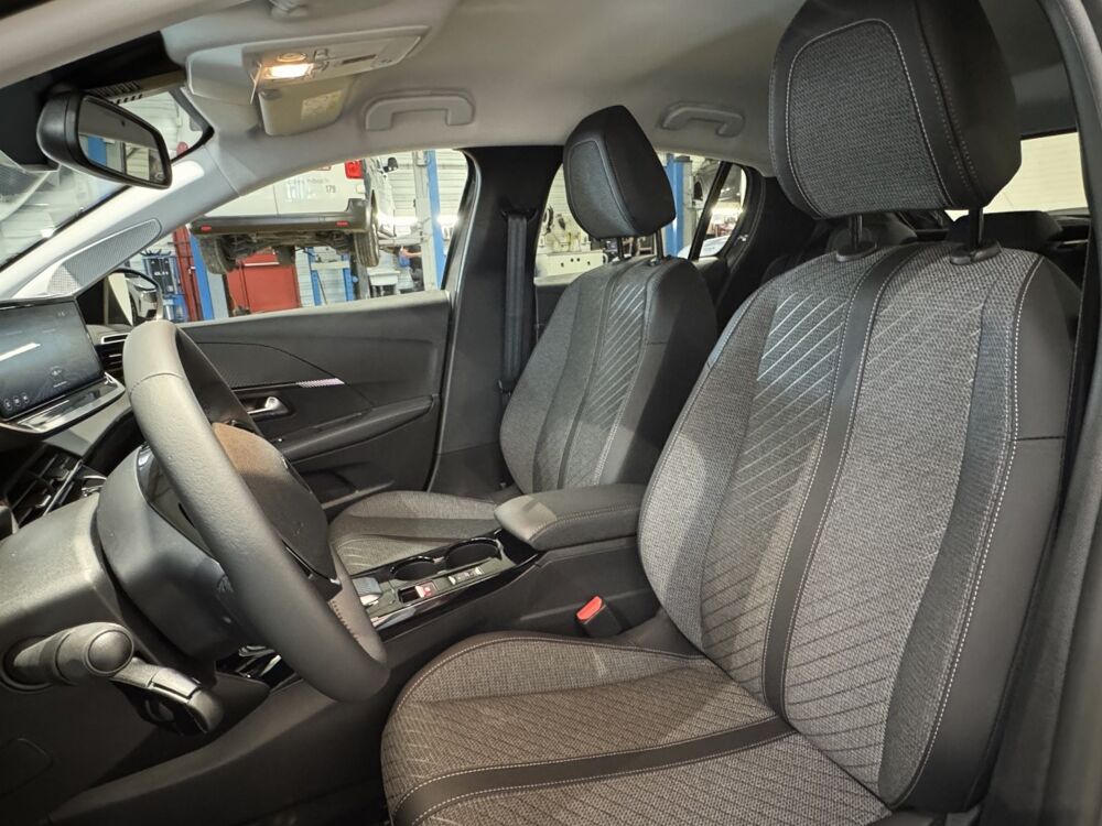 208 Hybrid 110 e-DCS6 Allure + OPTIONS 2026 occasion 30220 Aigues-Mortes