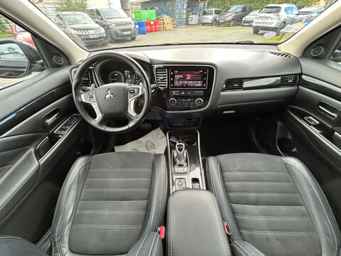 Outlander Hybride recharg Intense Style 4WD MY18 2018 occasion 42640 Saint-Germain-Lespinasse