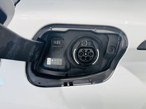 308 1.6 HYBRID 180 E-AUTO 8 ALLURE 2024 occasion 30220 Aigues-Mortes