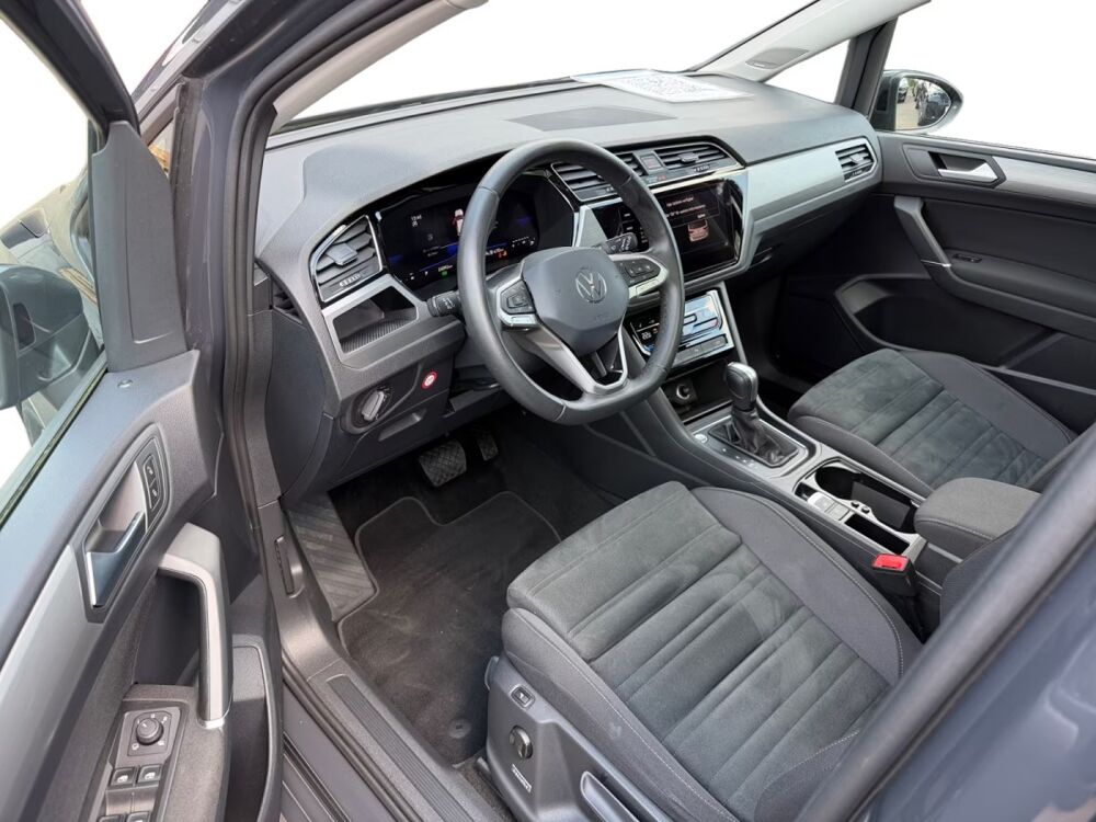 Touran 1.5 TSI Style 7P 150 ch Toit ouvrant Attelage Pack Voyage Au 2024 occasion 69007 Lyon