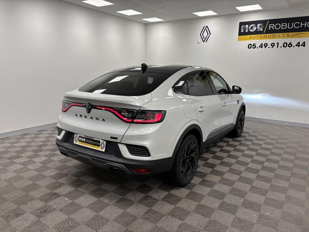 Arkana Esprit Alpine E-Tech full hybrid 145 -23 2024 occasion 86500 Montmorillon