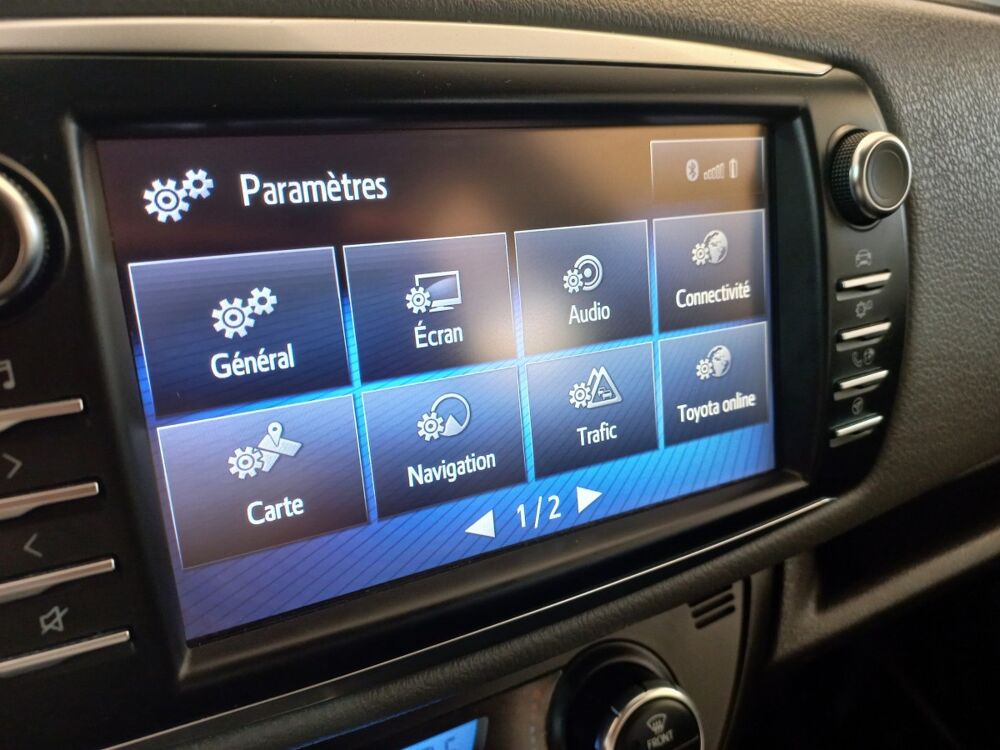 Yaris 1.5 VVT-I HYBRID France Business 2019 occasion 91580 &Eacute;tr&eacute;chy