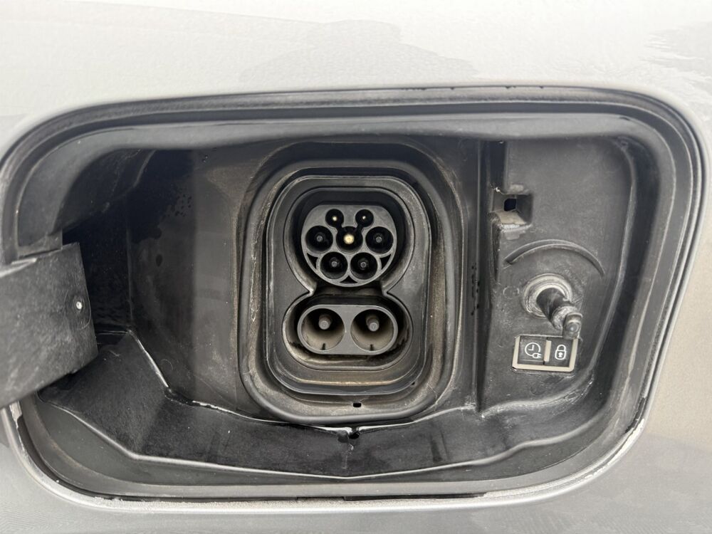 C4 &euml; 136 ch (100 kW) Auto Shine Pack 2021 occasion 69330 Meyzieu