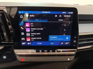 Austral evolution full hybrid E-Tech 200 ch - 25 2025 occasion 91580 &Eacute;tr&eacute;chy
