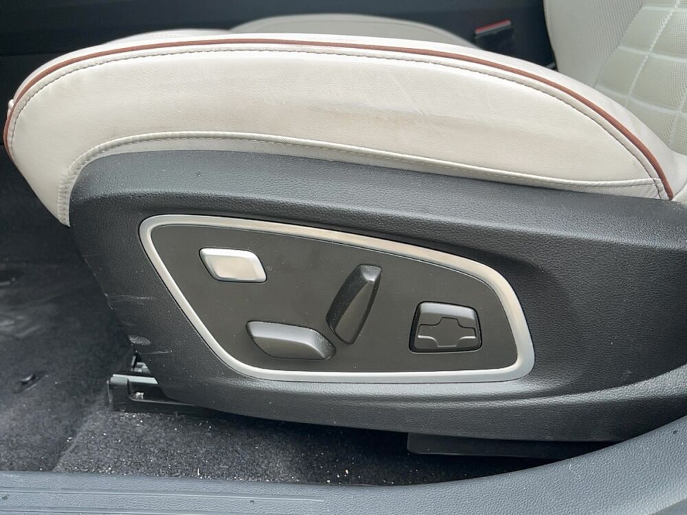 Espace iconic E-Tech full hybrid 200cv 7 places 2024 occasion 38090 Villefontaine